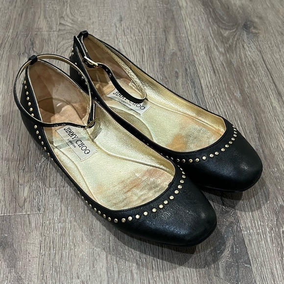 Jimmy Choo EU 37.5 US 6.5 Ballet Flat Ankle Strap Black Leather Gold Rivet Shoe - Picture 1 of 12